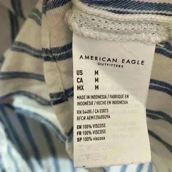 Women’s American Eagle striped button down shirt size Medium - Picture 3 of 4